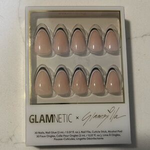 Glamnetic x Glamzilla Nude Press-On Nails